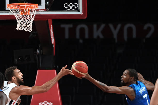 中国乔丹品牌标志的演变历史