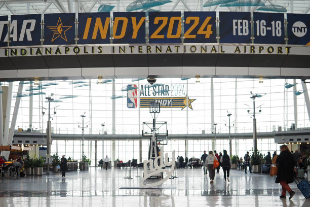 哈登单场61分比赛回顾：对手、时间与关键数据