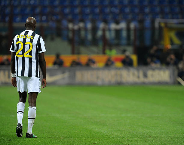 广东佛山足球队主力阵容揭晓,队员照片一网打尽