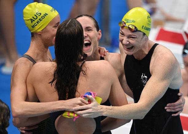 游泳翻身技巧视频教程：慢动作展示每一步动作