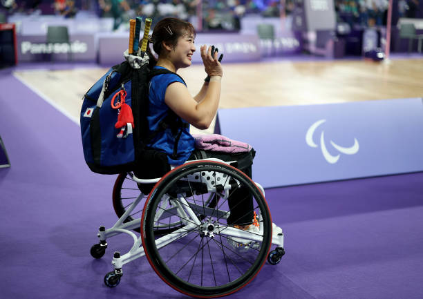 不同水平选手适合的羽毛球拍磅数推荐