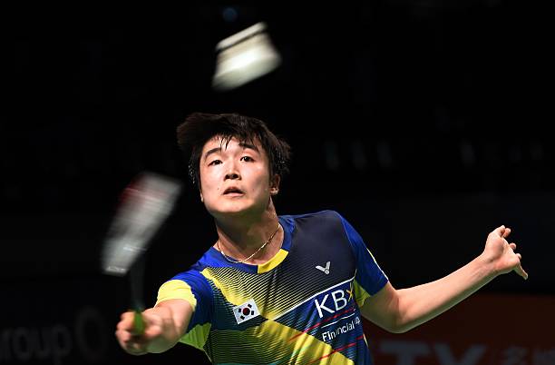 磅数太低或太高?羽毛球拍穿线磅数的优缺点对比