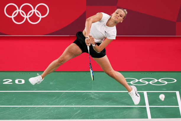 羽毛球拍品牌大PK：Yonex vs Victor谁更胜一筹？