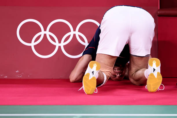 羽毛球入门必学!10大基础打法与技巧图解