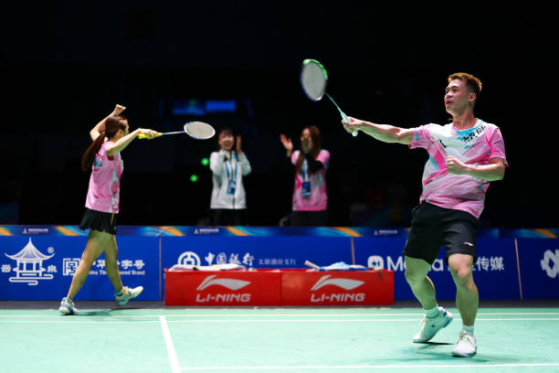 羽毛球新手必练!10个基础动作分解教学