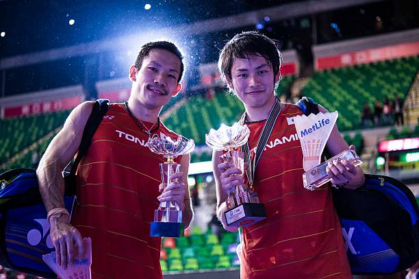 羽毛球双打配合秘籍:专业教学视频教你如何默契搭档