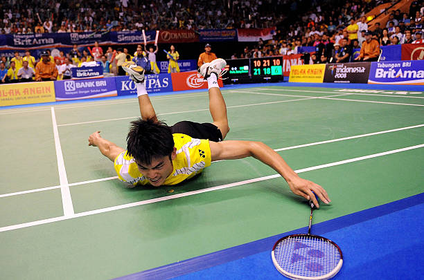 羽毛球场净空高度要求:室内场地的关键数据