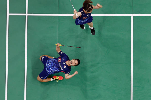 避免羽毛球常见错误!知乎网友亲测有效的改进方法