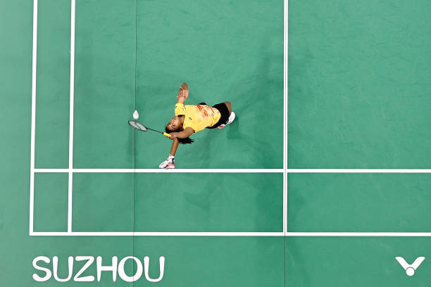 北京羽毛球商店对比:线上VS线下购物哪个更划算?