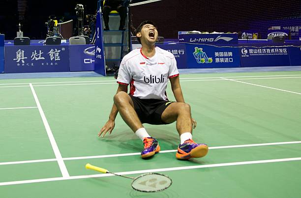 羽毛球场天花板多高才合适？专业建议分享