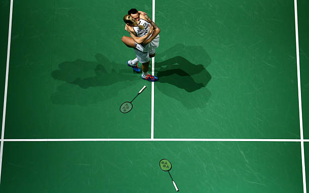 国际羽联规定：双打比赛场地的合法面积要求