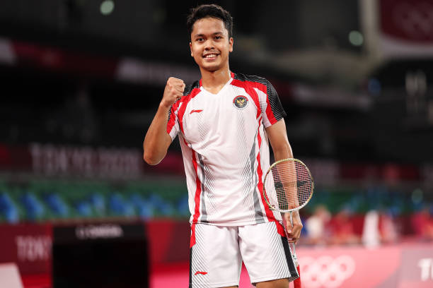 手腕还是手臂?羽毛球发力常见误区解析