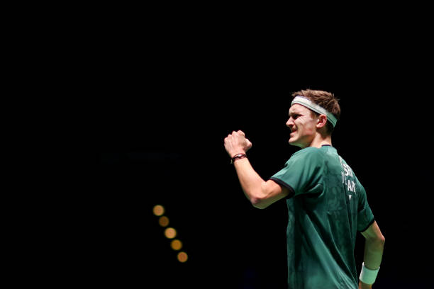 羽毛球单打战术分析：高清视频拆解山口茜VS安洗莹的变速打法