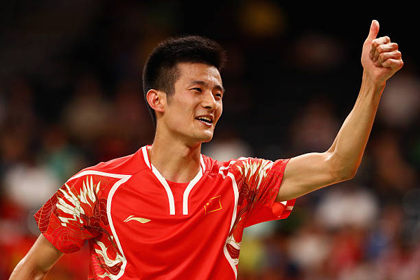 羽毛球发球进阶技巧:图解+视频教程(提升发球质量)