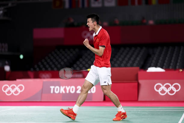 羽毛球场地布局指南：单双打区域线的作用与区别