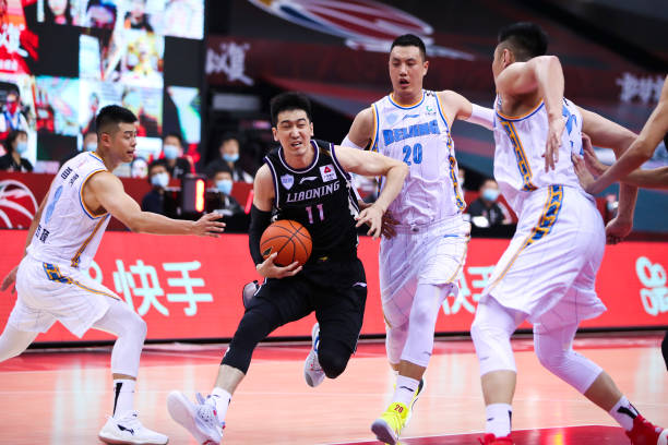 篮球犯规规则图解:从入门到精通