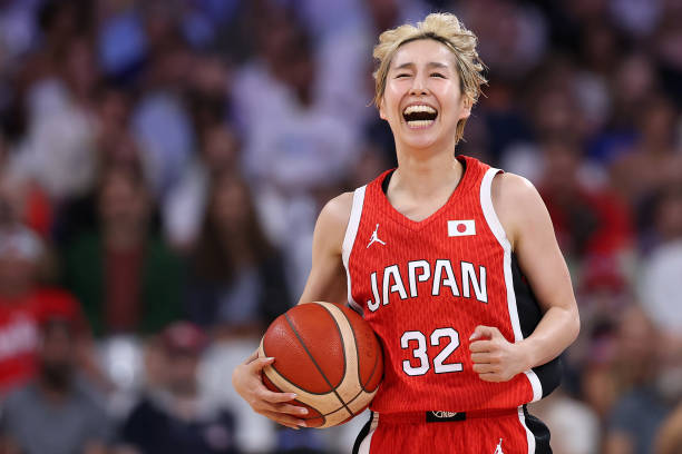 NBA实时排行榜:卫冕冠军跌出前四,新贵球队异军突起