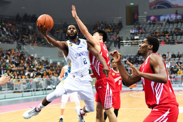 詹姆斯关键封盖!湖人vs热火第四节完整回放