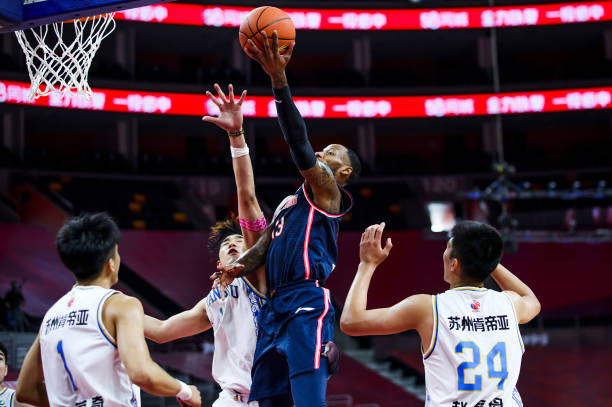 从菜鸟到入门：系统性学习篮球规则与基础技巧