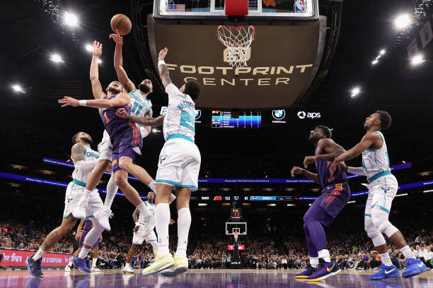 西瓜网NBA专家点评：本赛季MVP争夺战，谁将胜出？