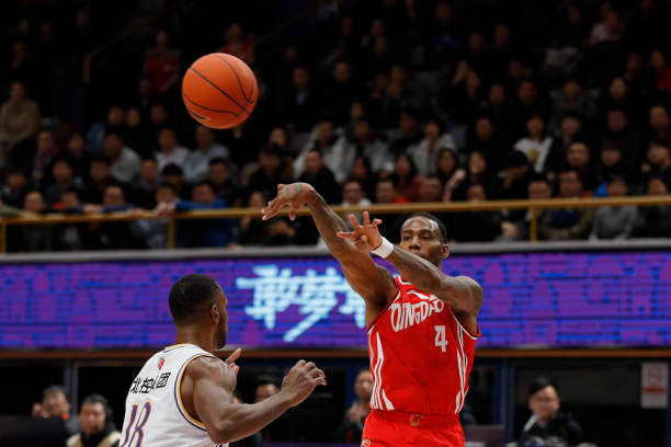 16号球衣：篮球场上的传奇号码