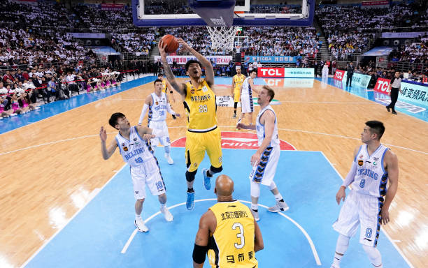 哈登2017年数据回顾:MVP评选中的关键数据支撑