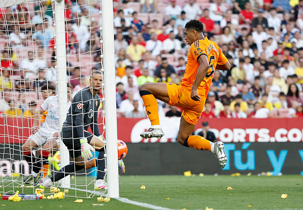 德甲2024赛程全解析,附英超热门比赛比分汇总