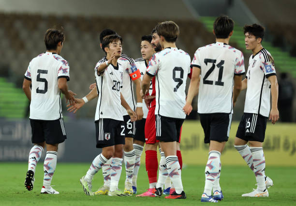 （时间线更长，从认识到组建家庭）