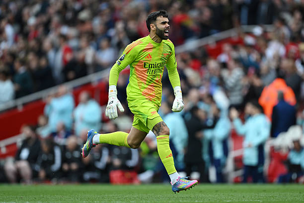 法甲与五大联赛对比:降级名额有何不同?