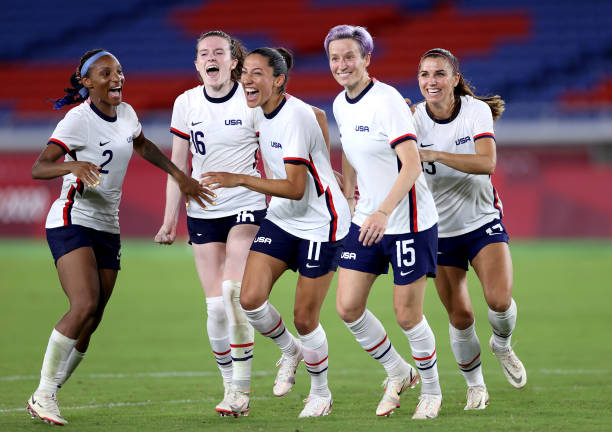 2025欧冠决赛赛程表发布：巅峰对决何时上演？