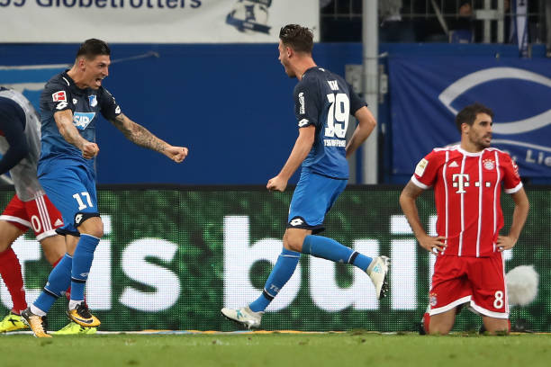 罗马里奥的千球之路:天赋、坚持与争议并存