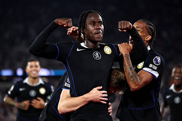 从法甲到西甲：盘点齐达内效力球队的关键时刻