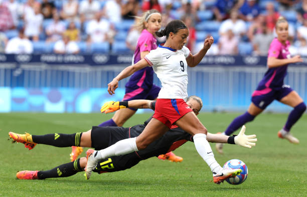 C罗最新球赛评分全场最高！外媒盛赞其领袖作用