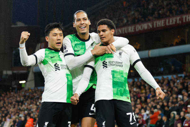 勺子点球为什么这么难扑？揭秘门将的无奈瞬间