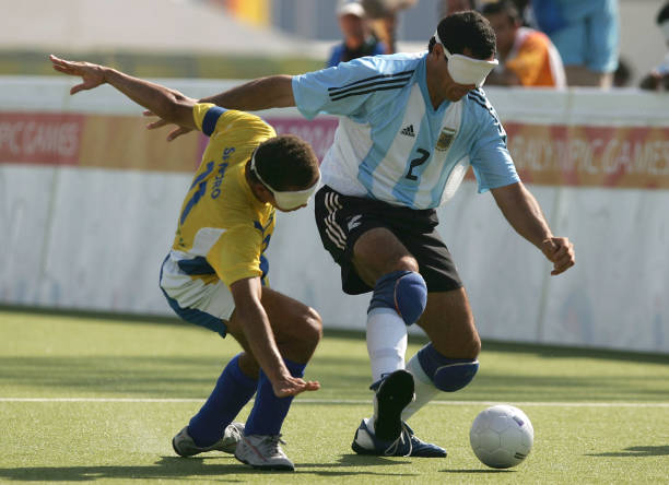 从素人到顶流：乔治娜INS粉丝破千万的逆袭之路