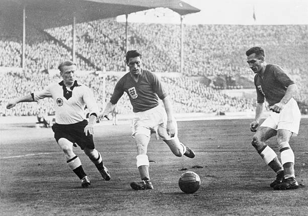 大罗点球三连击:技术、冷静与天赋的完美结合