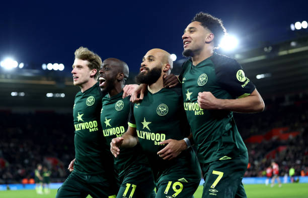 角球破门艺术:那些将角球转化为进球的顶级球员