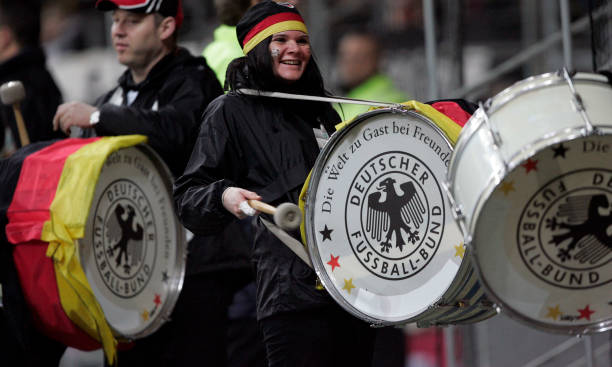 实况足球防守进阶指南:从新手到高手的必备技巧