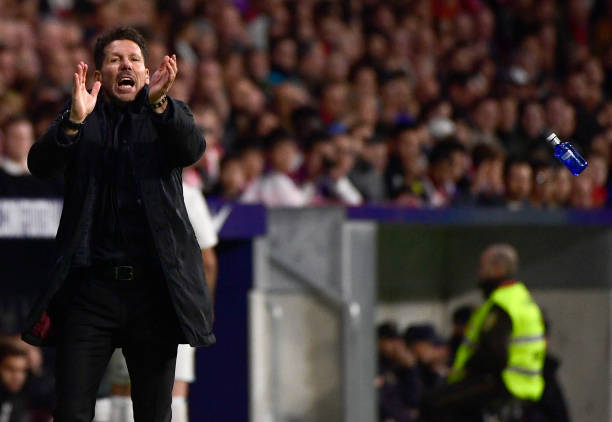 风格:档案记录式,便于查询