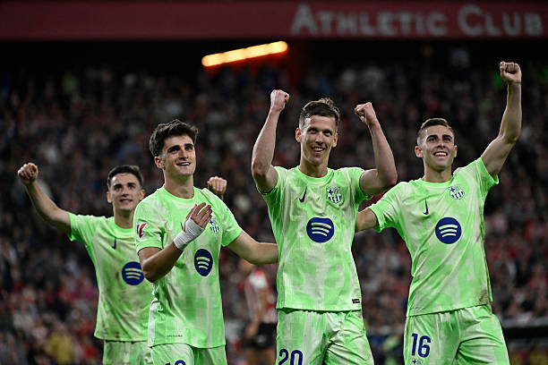 如何正确使用脚背内侧停球?动作要领解析