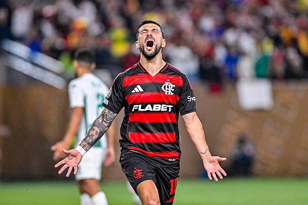 压力下的表现：实况点球心理素质与实战应对策略