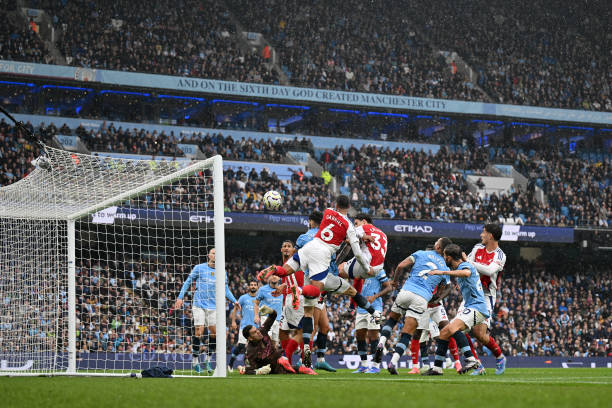 萨拉赫伤退成转折点?复盘1718欧冠决赛皇马如何击败利物浦