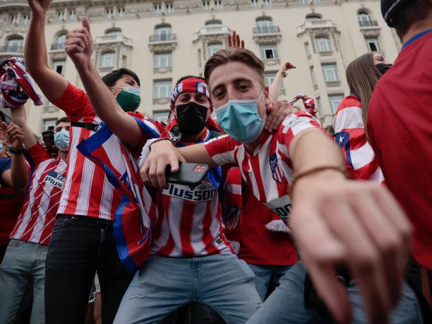 C罗与利雅得胜利：签约细节、薪资及未来计划