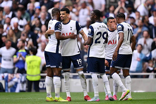 足球顶薪时代:姆巴佩一个月收入抵普通人多少年?