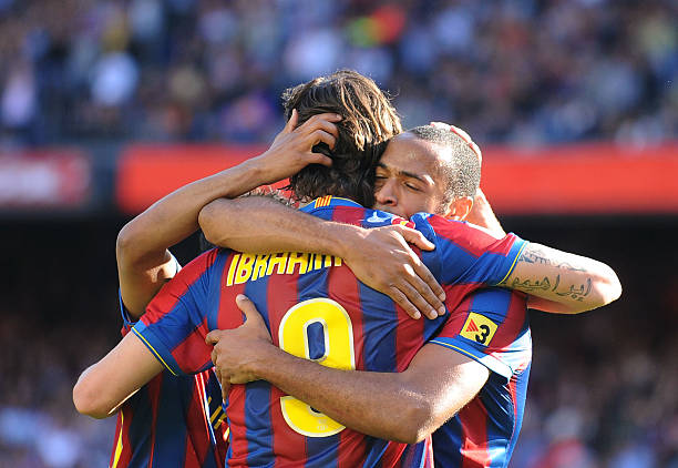 梅西入选年度最佳候选，球迷热议：他仍是世界最佳吗？