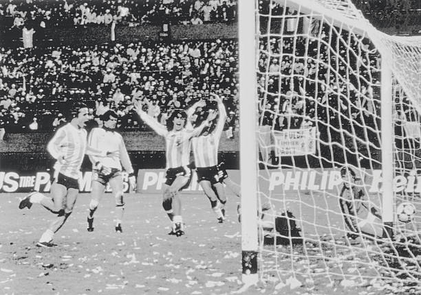 点球战术革命：现代足球中新型点球类型的崛起