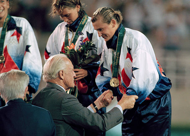 姆巴佩效力于哪支豪门俱乐部？