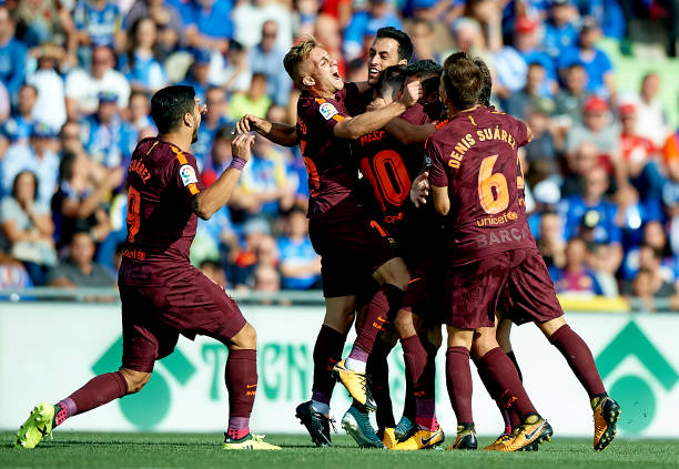 (专注于任意球场景，系统化地拆解整个动作流程)