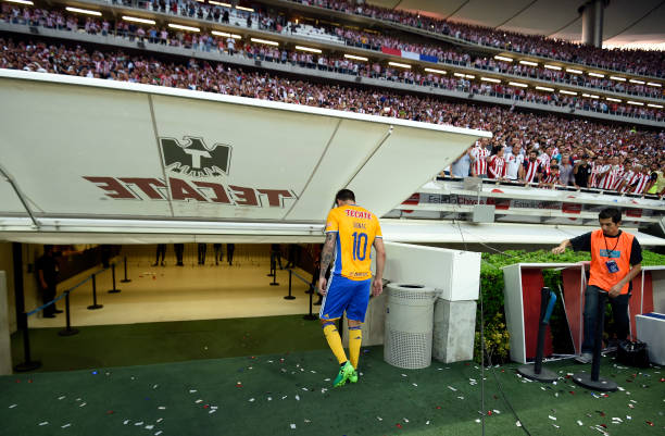 8人制足球比赛规则视频:裁判手势与判罚解析