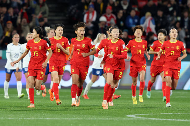 C罗的座驾细节大揭秘：内饰、引擎、颜色，你了解多少？